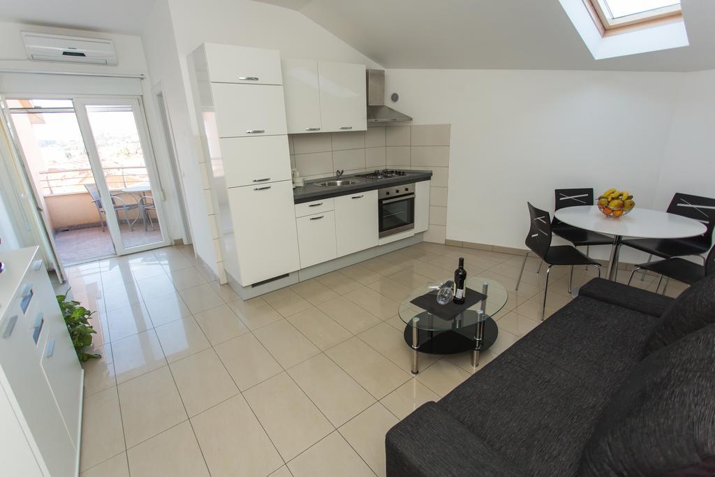 Apartments Little Paradise Trogir Phòng bức ảnh