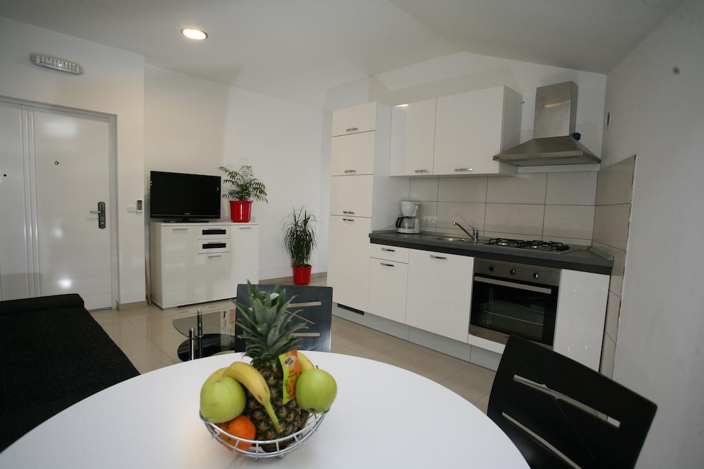 Apartments Little Paradise Trogir Phòng bức ảnh